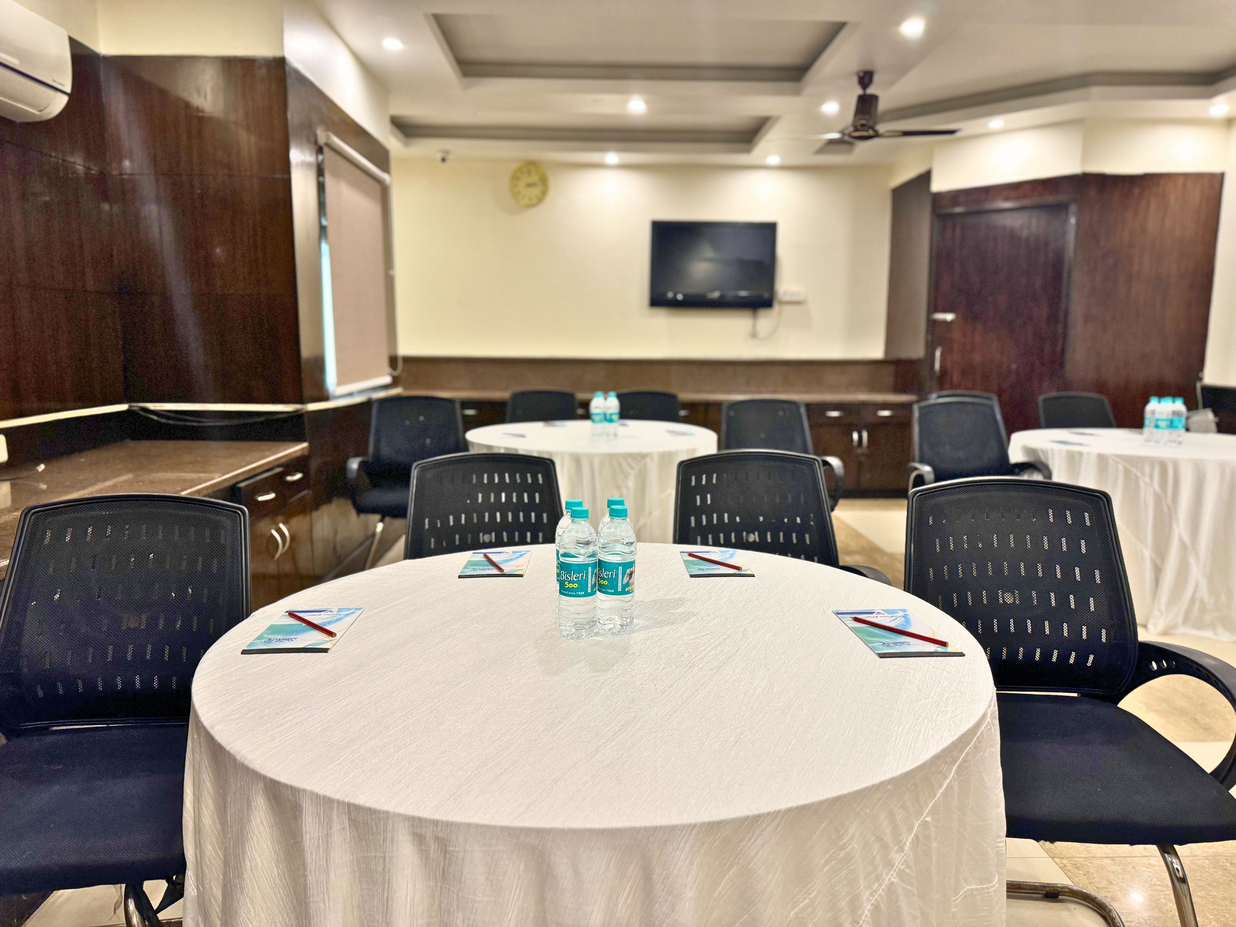 The Oakland Plaza Banquet Hall - 4