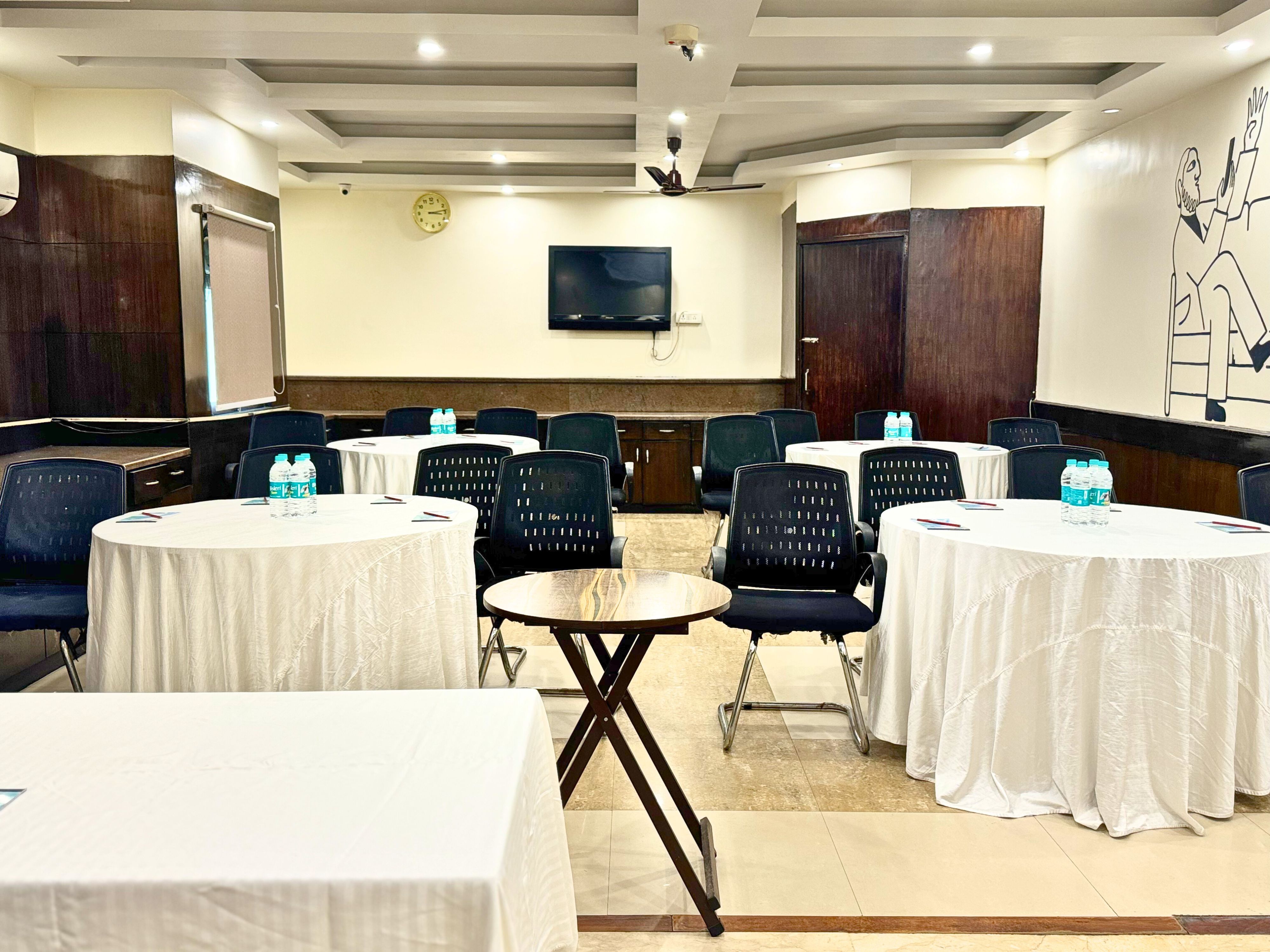 The Oakland Plaza Banquet Hall - 8