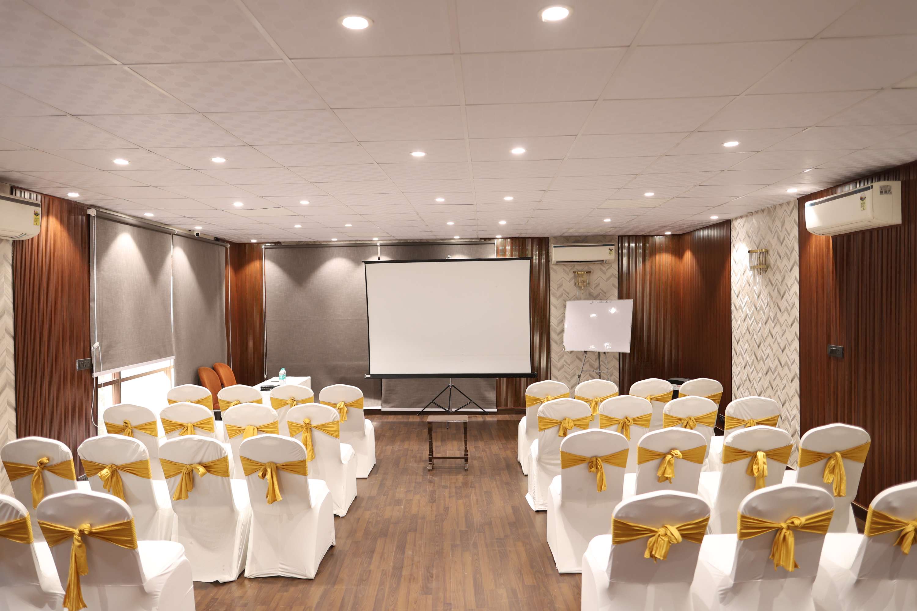 Orion Express Banquet hall - 8