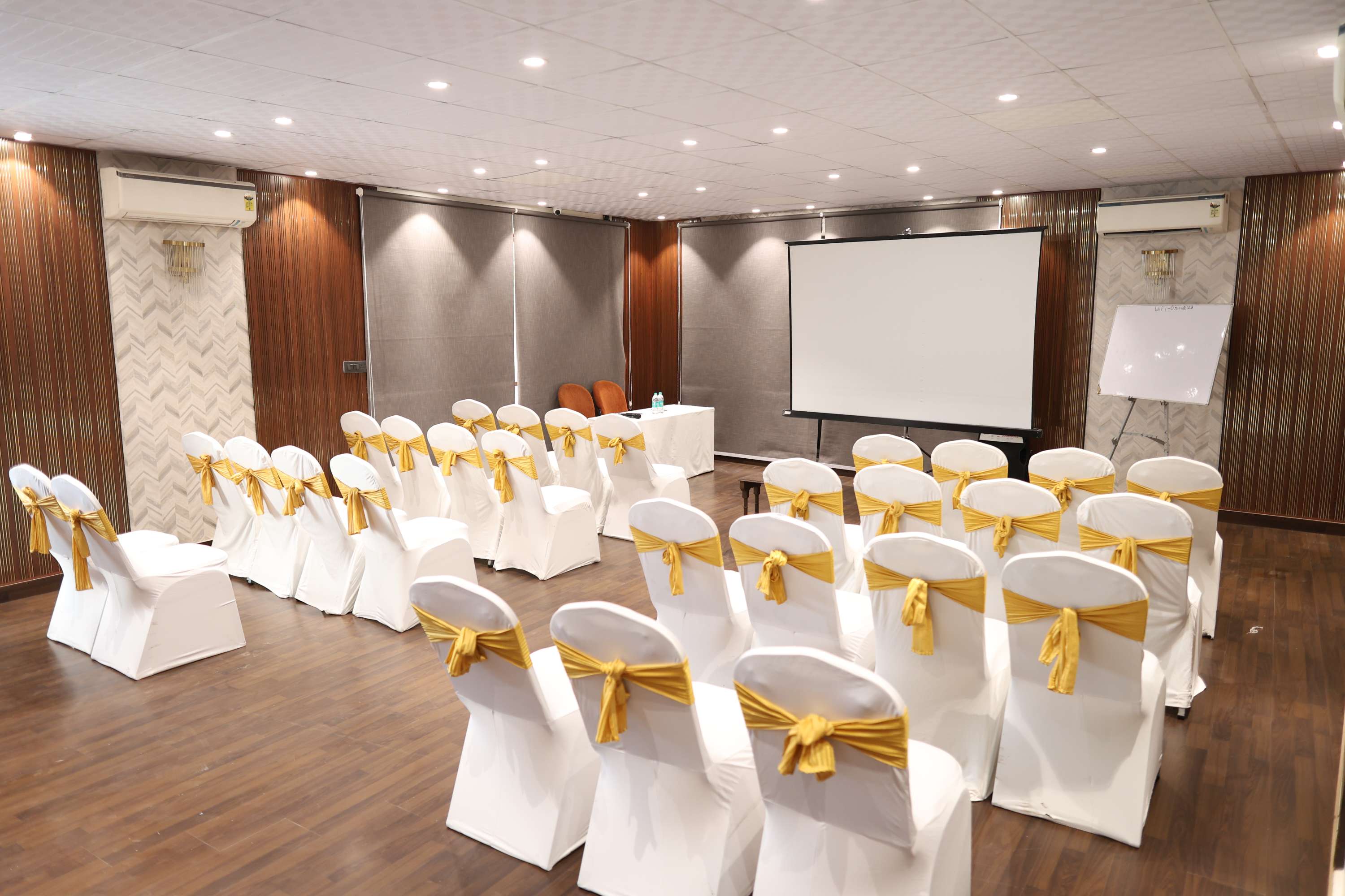 Orion Express Banquet hall - 12
