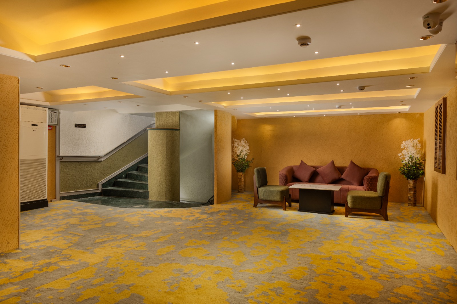 asar Capoors Hotel Hazratganj by Orion Hotels - 5