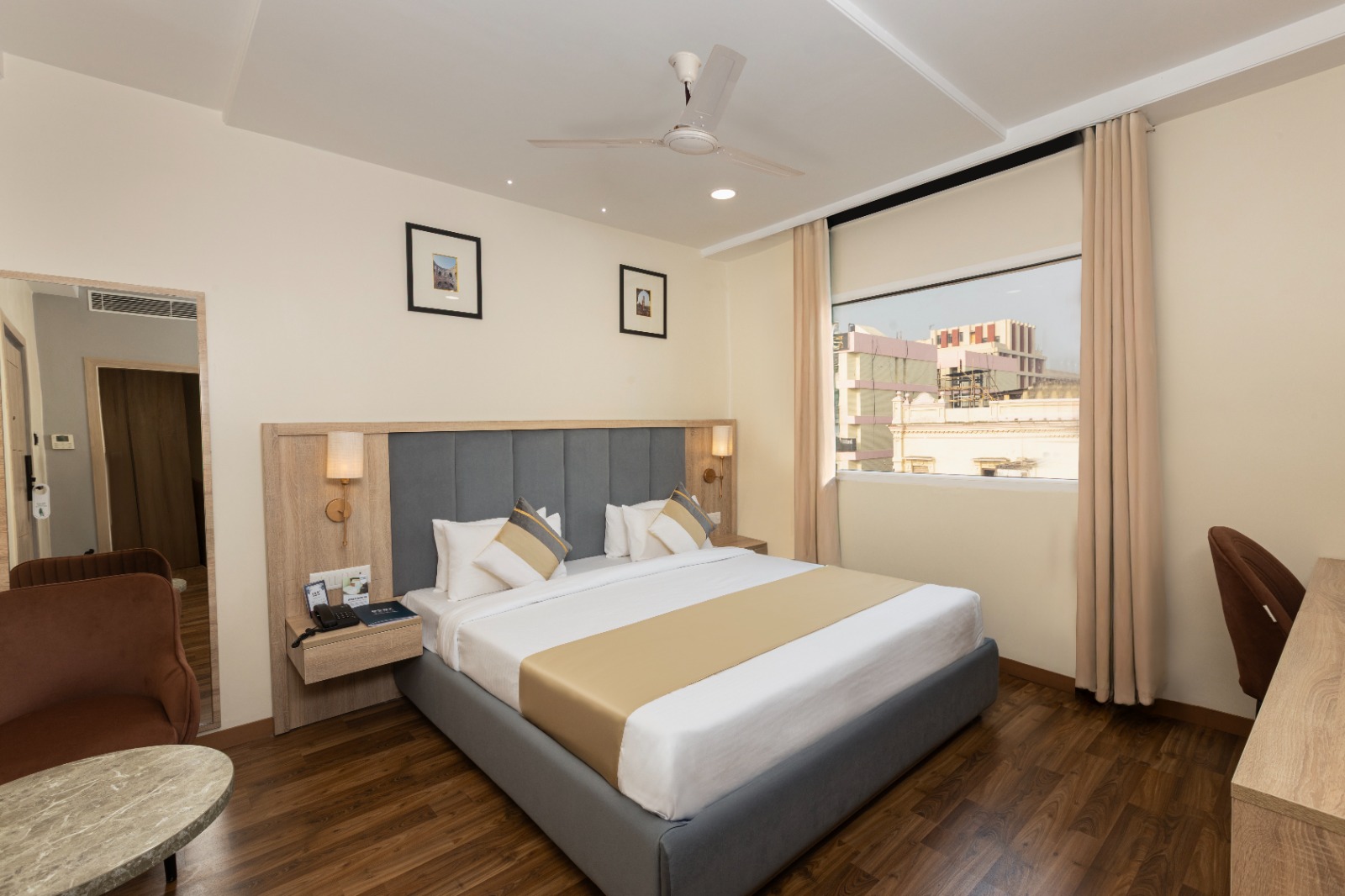 asar Capoors Hotel Hazratganj by Orion Hotels - 14