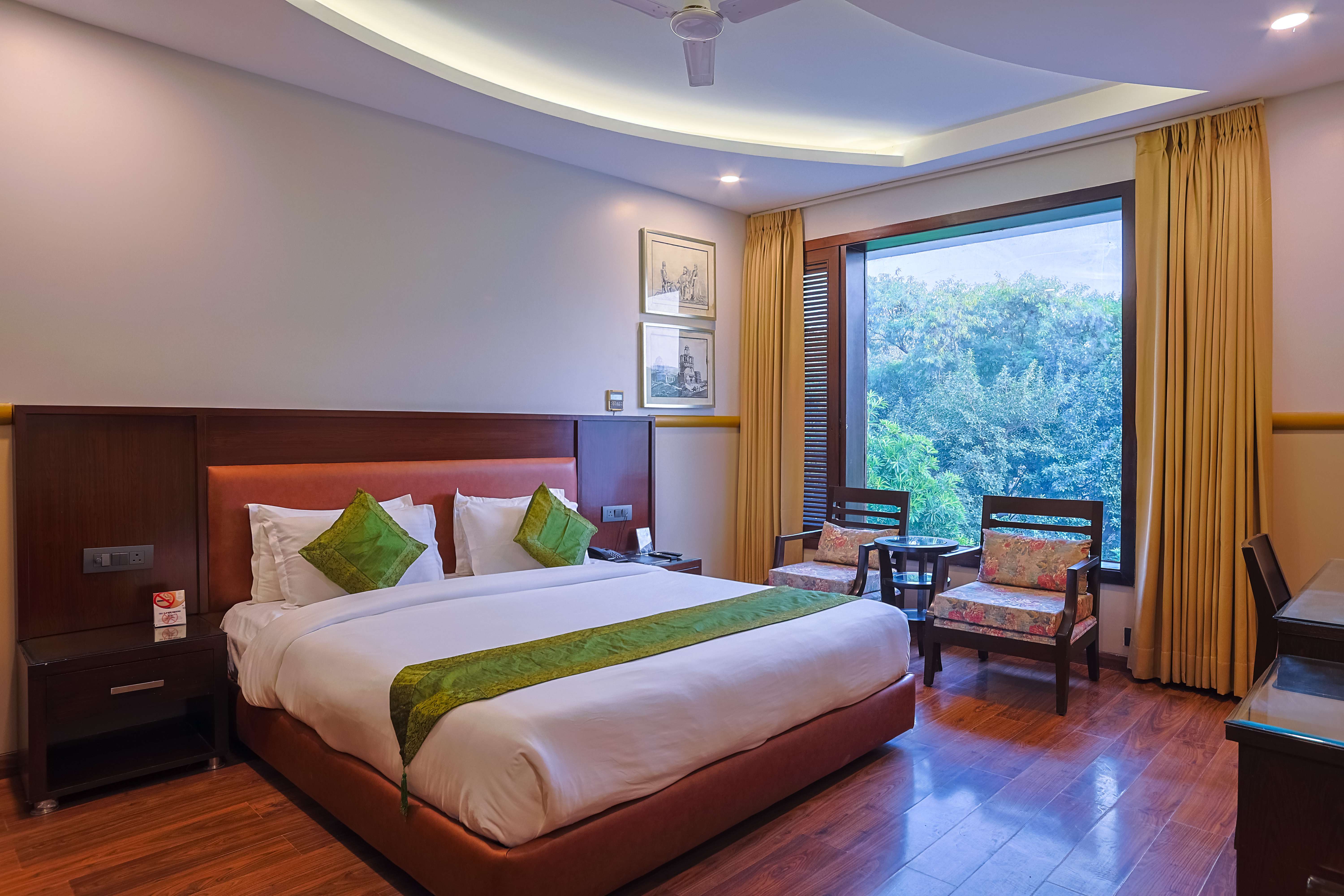 Amber Inn by Orion Hotels - 4