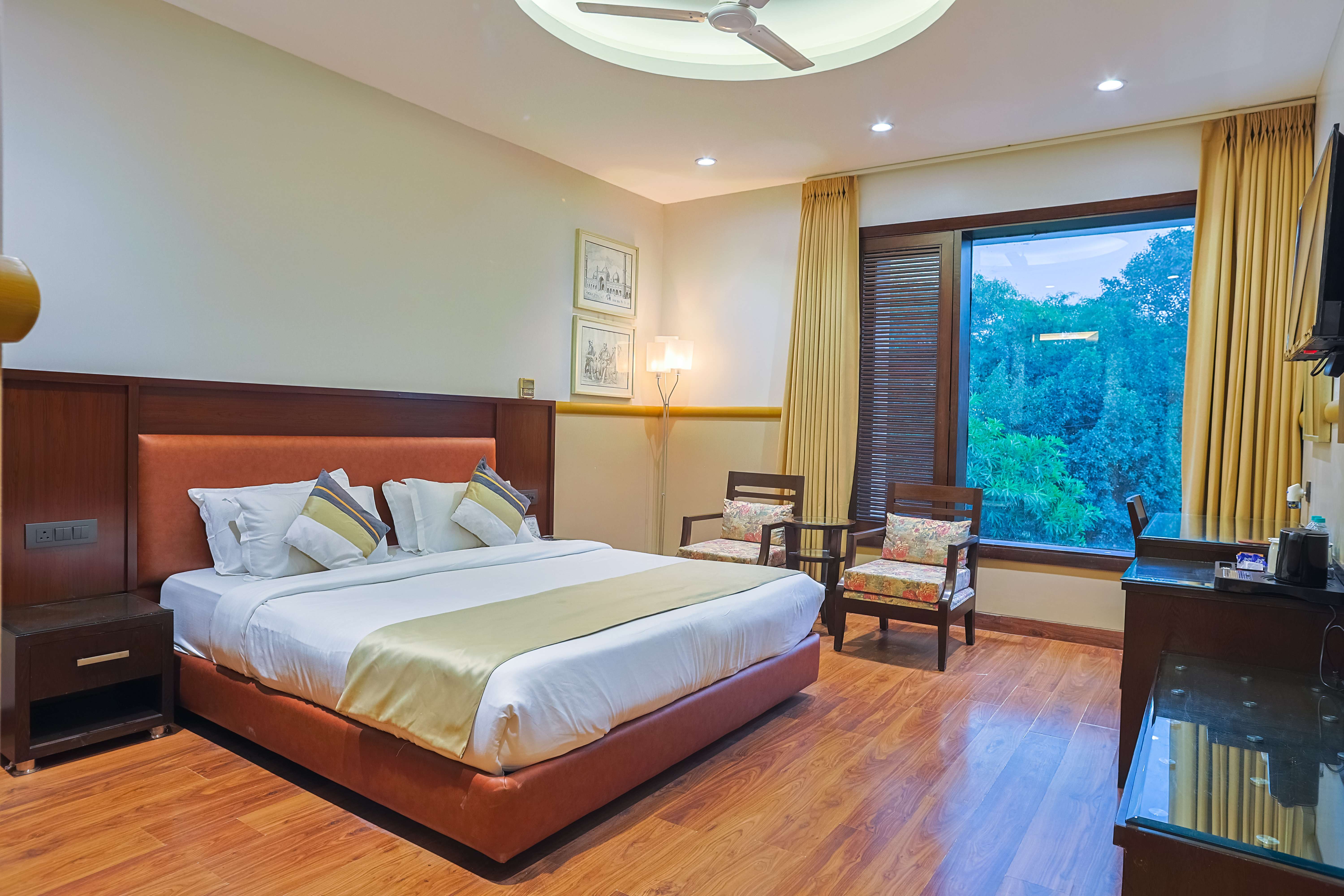 Amber Inn by Orion Hotels - 8