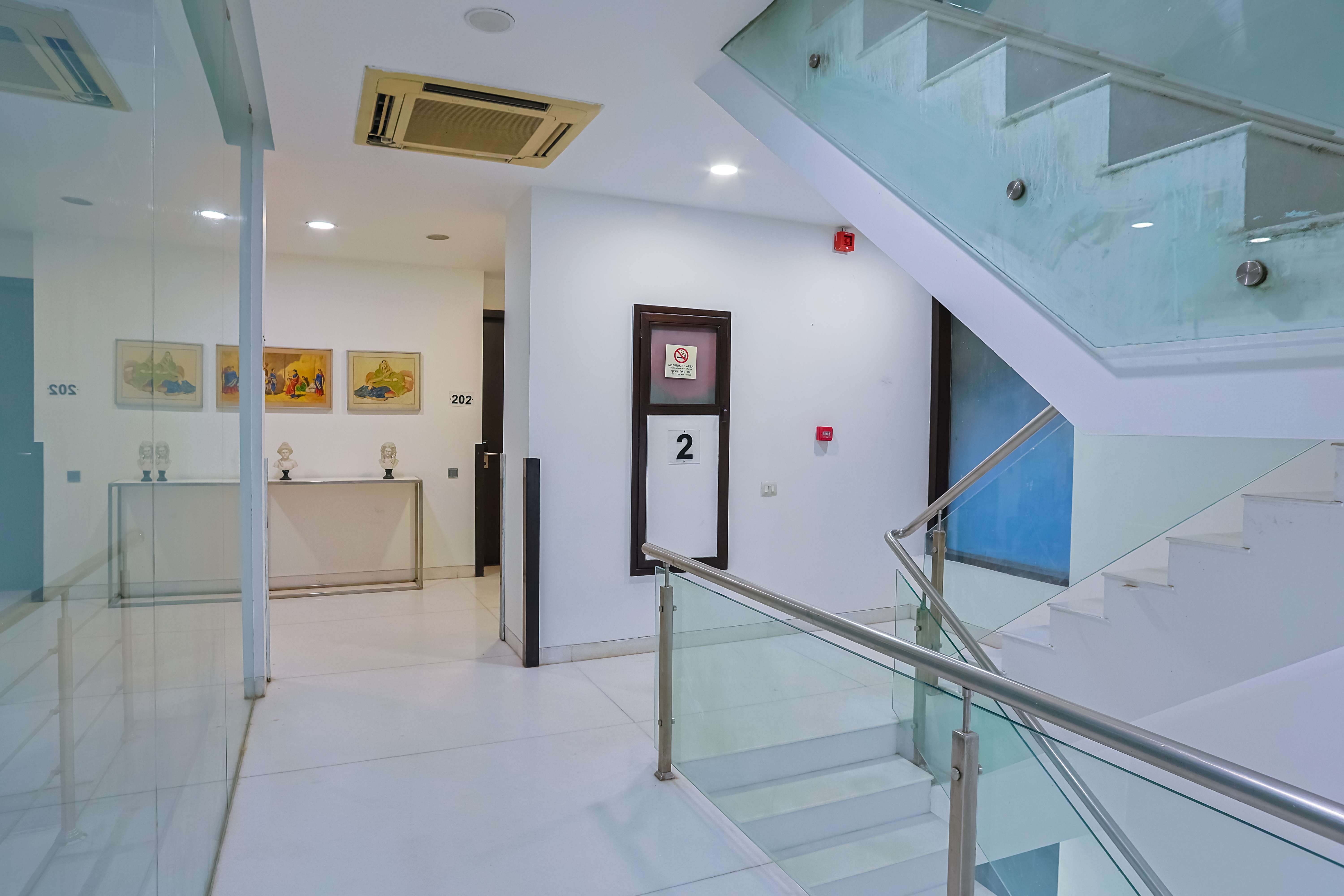 Amber Inn by Orion Hotels - 13