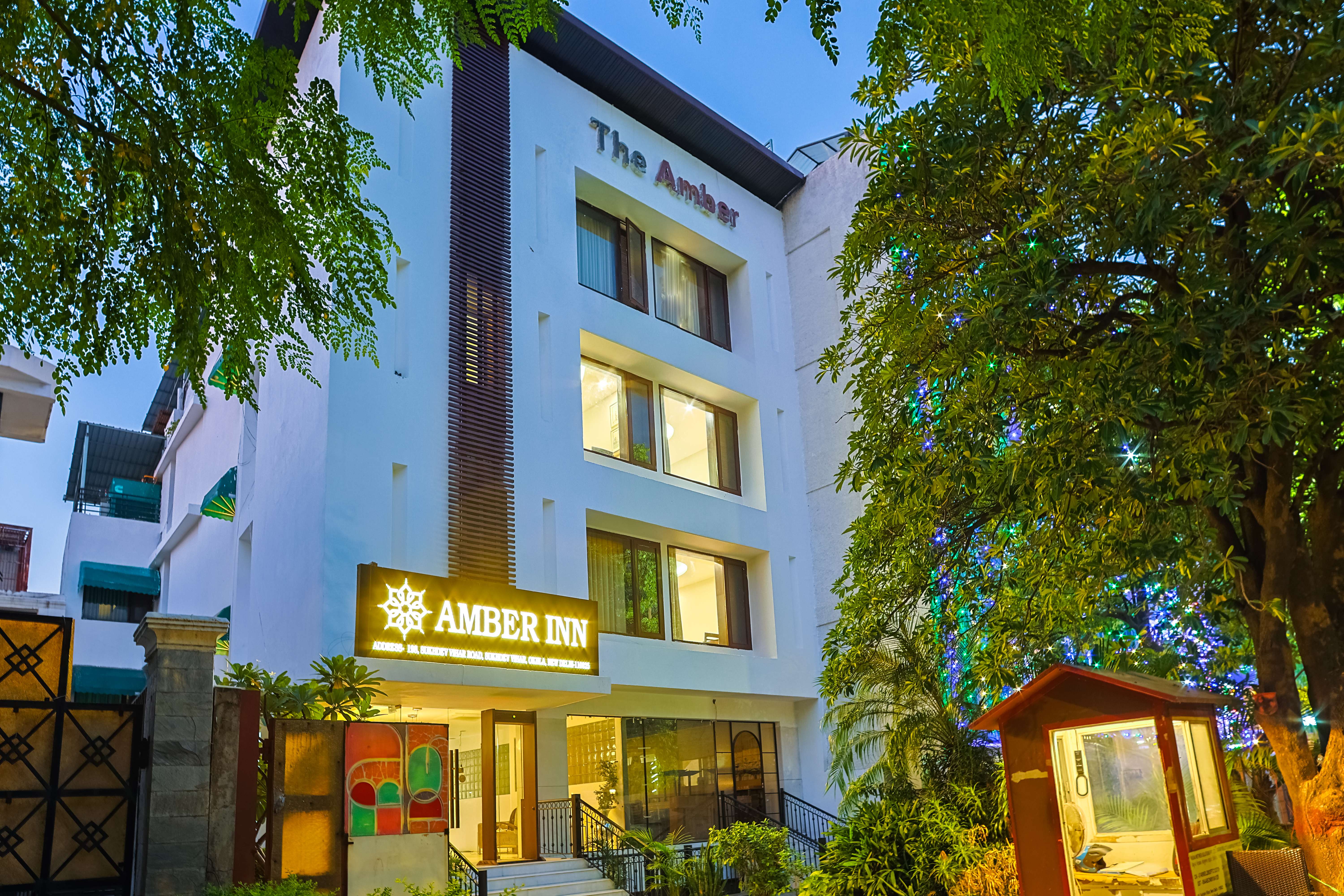 Amber Inn by Orion Hotels - 18