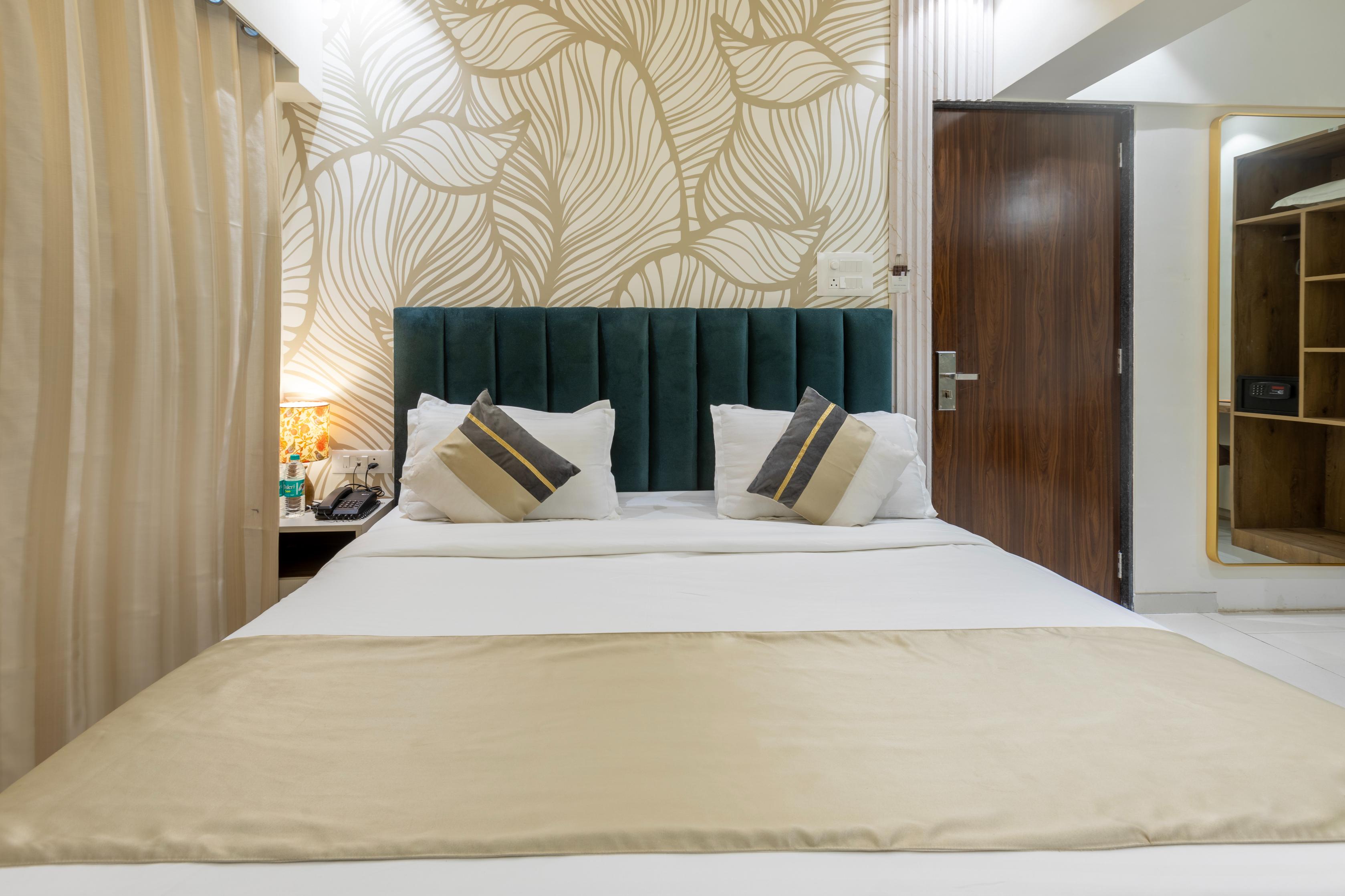 The Orion Premium Suites - 8